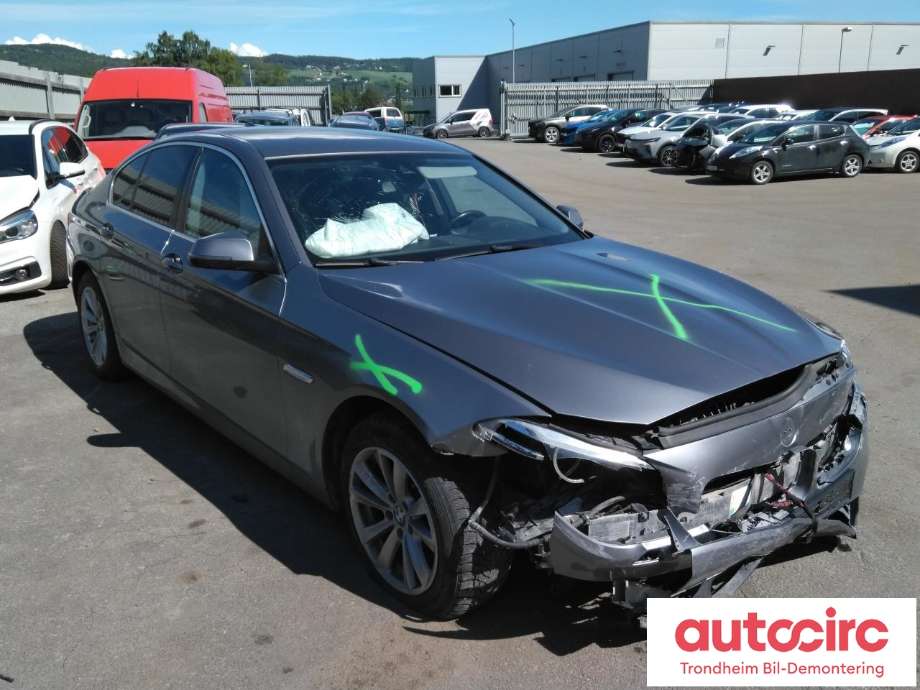 BMW 5-Serie 2010-2017 (F10/F11) (F10/F11), Motorkode: N47-D20C, Girkassekode: GA8HP45Z - 4WD