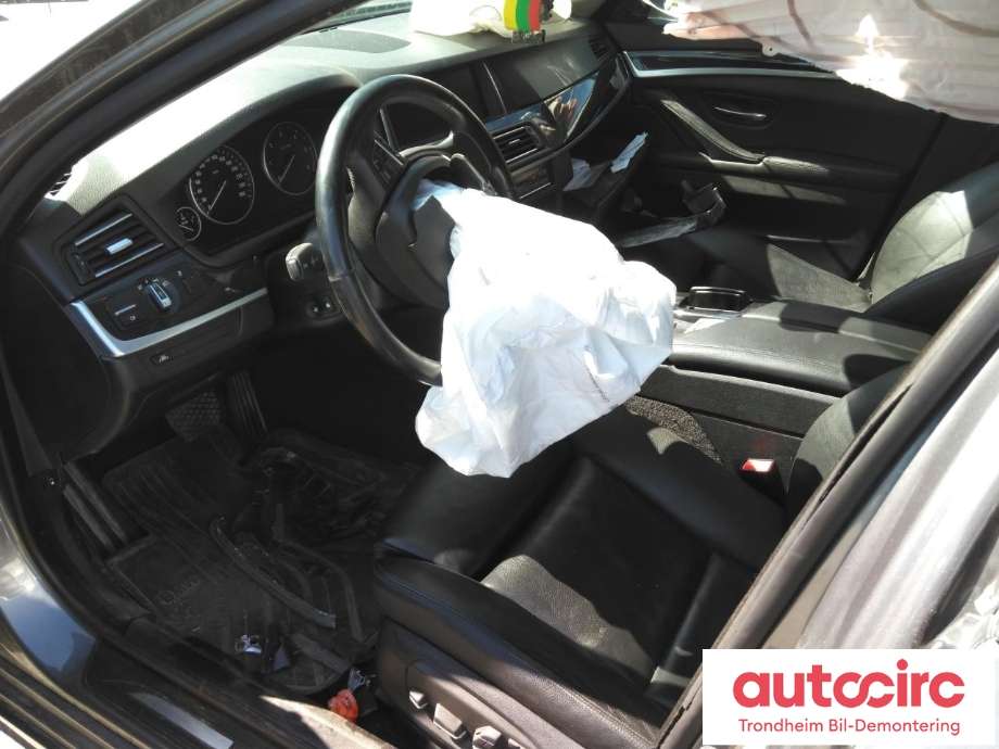 BMW 5-Serie 2010-2017 (F10/F11) (F10/F11), Motorkode: N47-D20C, Girkassekode: GA8HP45Z - 4WD