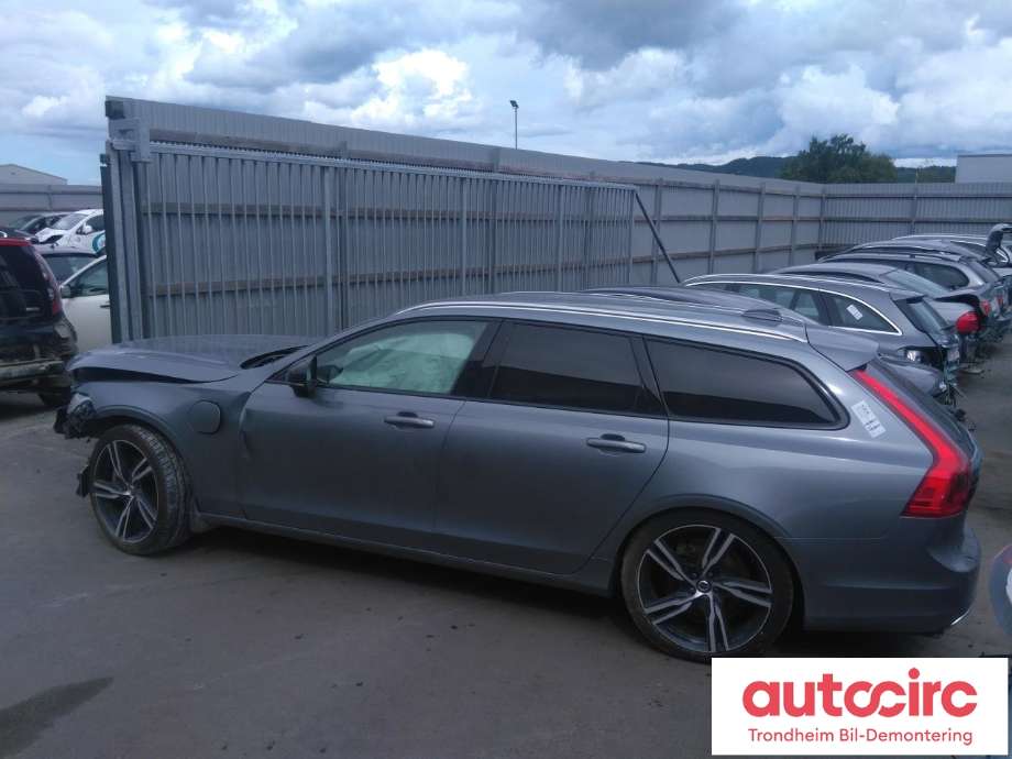 Volvo V90 / V90 CC / S90 2016-->> , Motorkode: B4204T35, Girkassekode: 8-AUT 2WD / TG-81SC