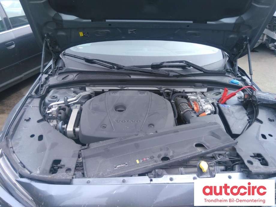 Volvo V90 / V90 CC / S90 2016-->> , Motorkode: B4204T35, Girkassekode: 8-AUT 2WD / TG-81SC
