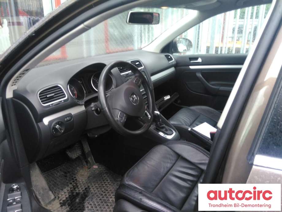 VW Golf VI 2008-2012 , Motorkode: CAXA, Girkassekode: NGA