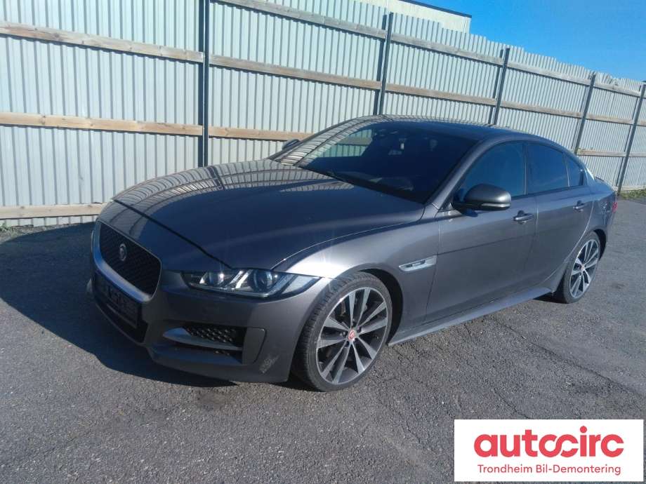 Jaguar XE 2015-->> , Motorkode: 204DTA, Girkassekode: ZF 8HP45 2WD
