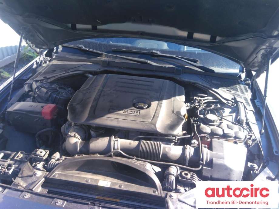 Jaguar XE 2015-->> , Motorkode: 204DTA, Girkassekode: ZF 8HP45 2WD