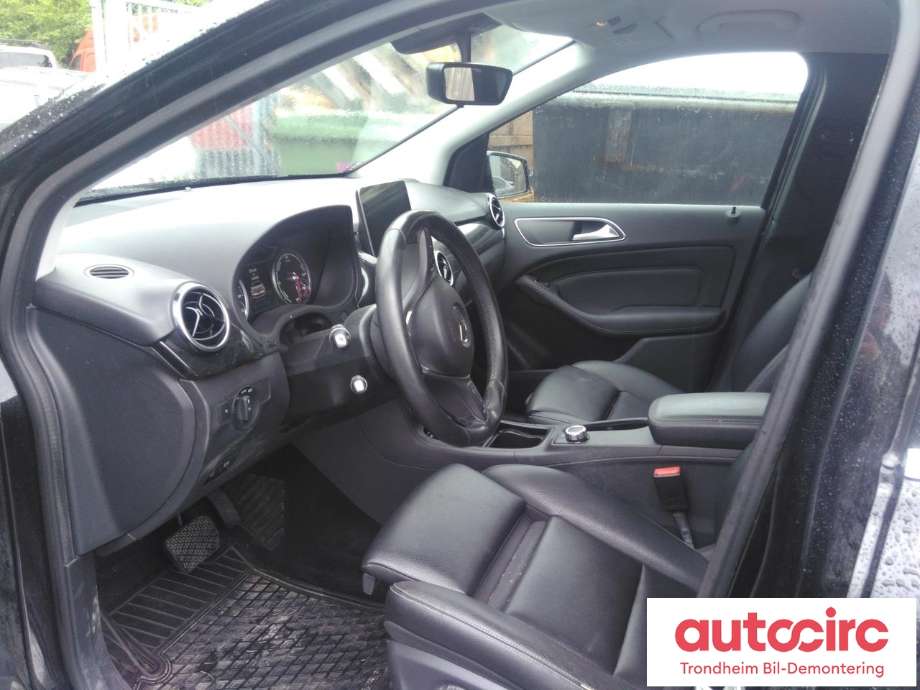 Mercedes B-Klasse, electric drive 2014-2018 (W242) (W242), Motorkode: EM0004, Girkassekode: A 242 340 34 01