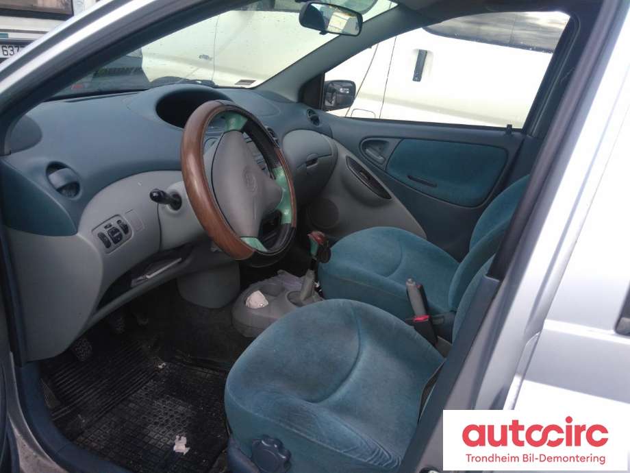 Toyota Yaris 1999-2003 (Type I, Fase 1) , Motorkode: 1SZ-FE, Girkassekode: