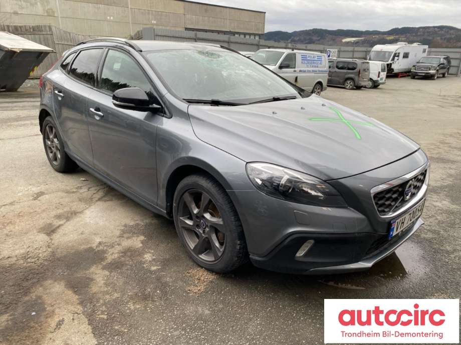 Volvo V40 2012-2019 , Motorkode: D4162T, Girkassekode: 6-MAN 2WD / B6