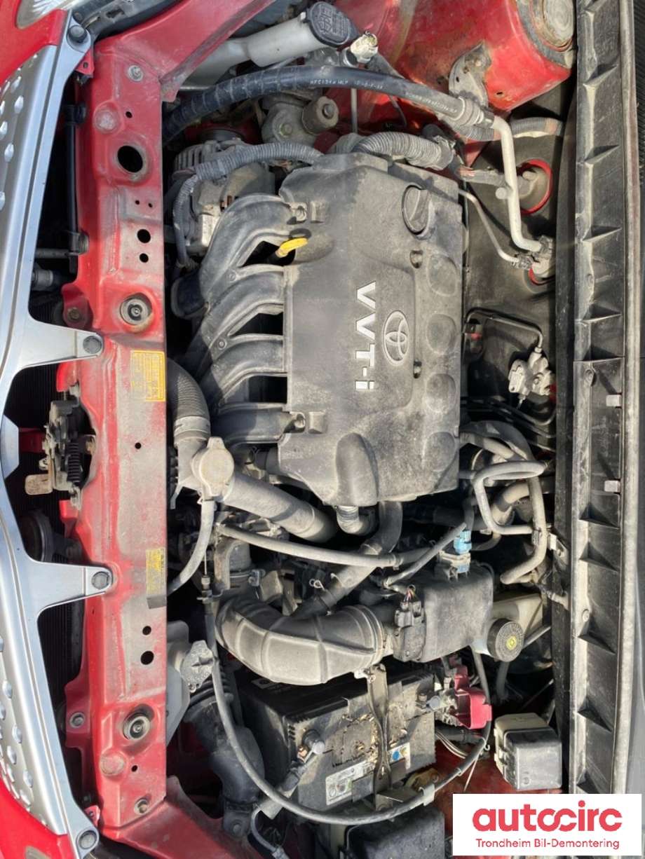 Toyota Yaris Verso 1999-2007 , Motorkode: 2NZ-FE, Girkassekode: 3030052081