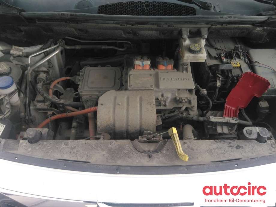 Peugeot Partner 2015-2019 (Type II, Fase 2) , Motorkode: Y51, Girkassekode: 