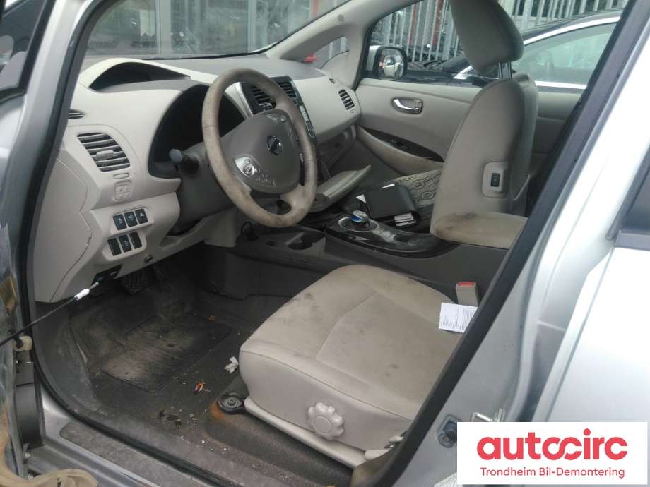 Nissan Leaf 2011-2017 (Type I) , Motorkode: EM61, Girkassekode: 