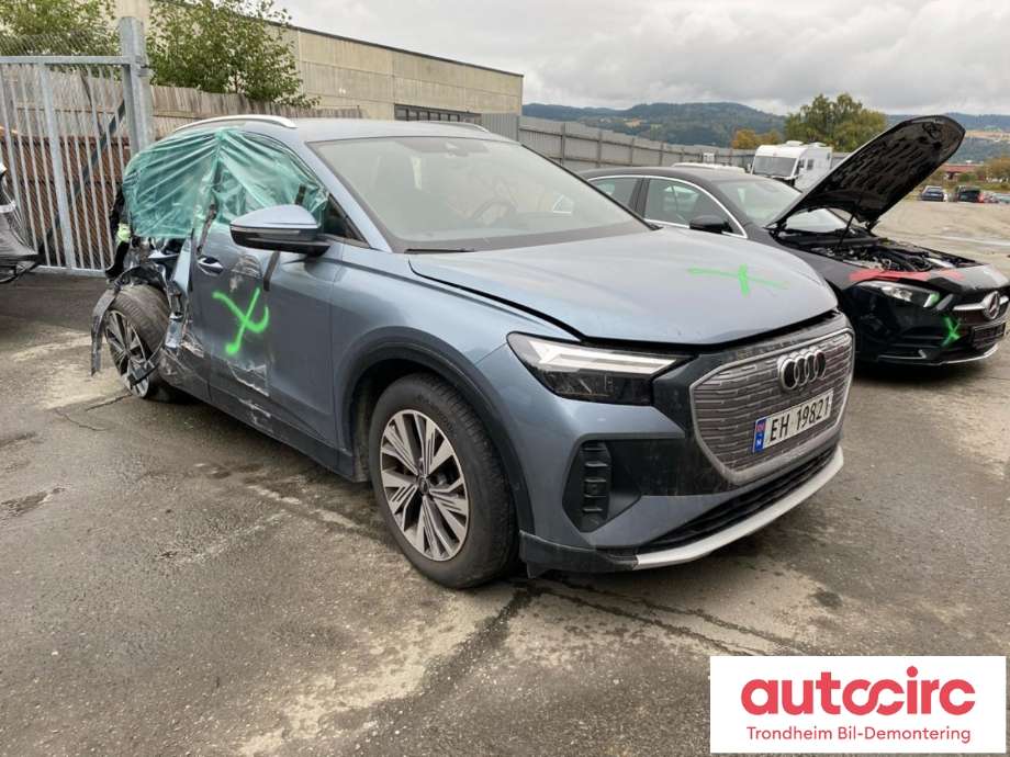 Audi Q4 e-tron 2021-->> , Motorkode: BM9T, Girkassekode: UXJ