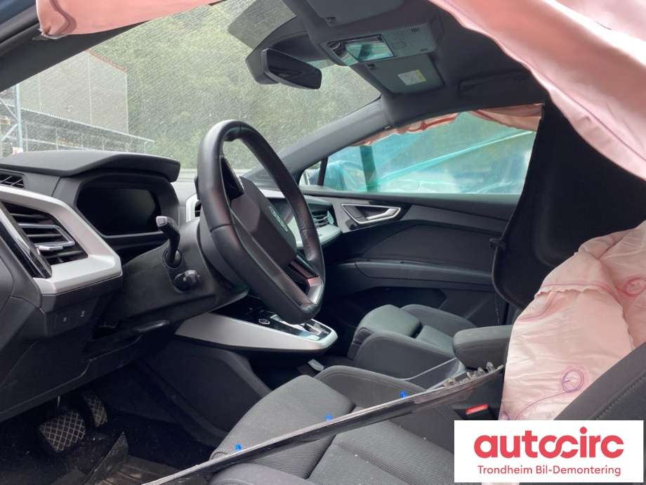 Audi Q4 e-tron 2021-->> , Motorkode: BM9T, Girkassekode: UXJ