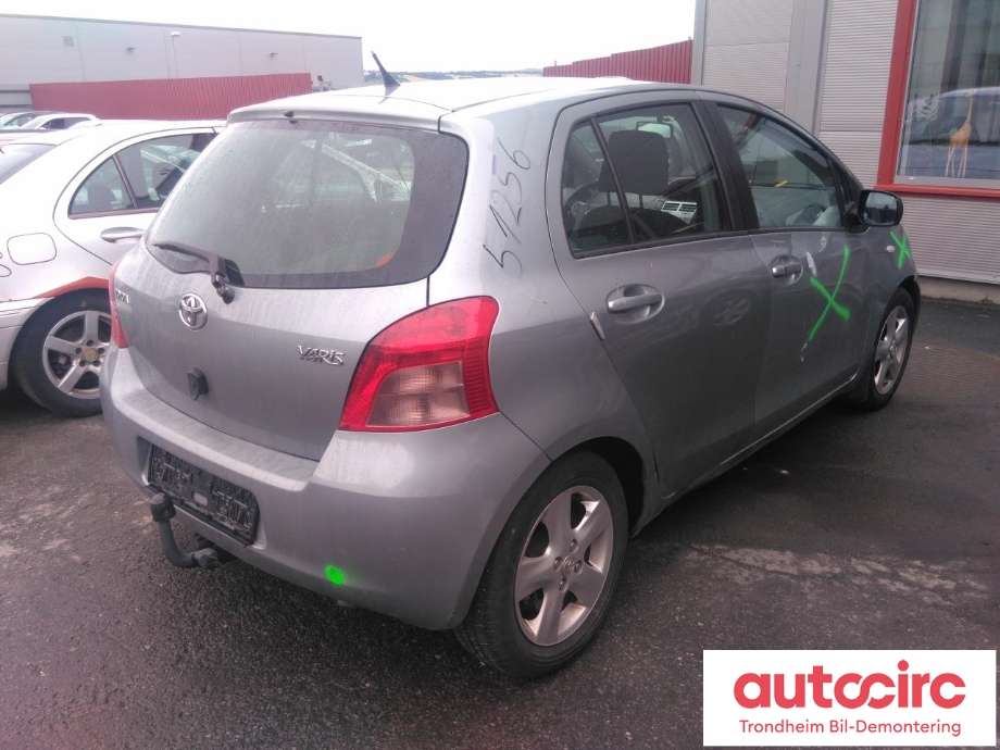 Toyota Yaris 2006-2009 (Type II, Fase 1) , Motorkode: 2SZ-FE, Girkassekode: ..