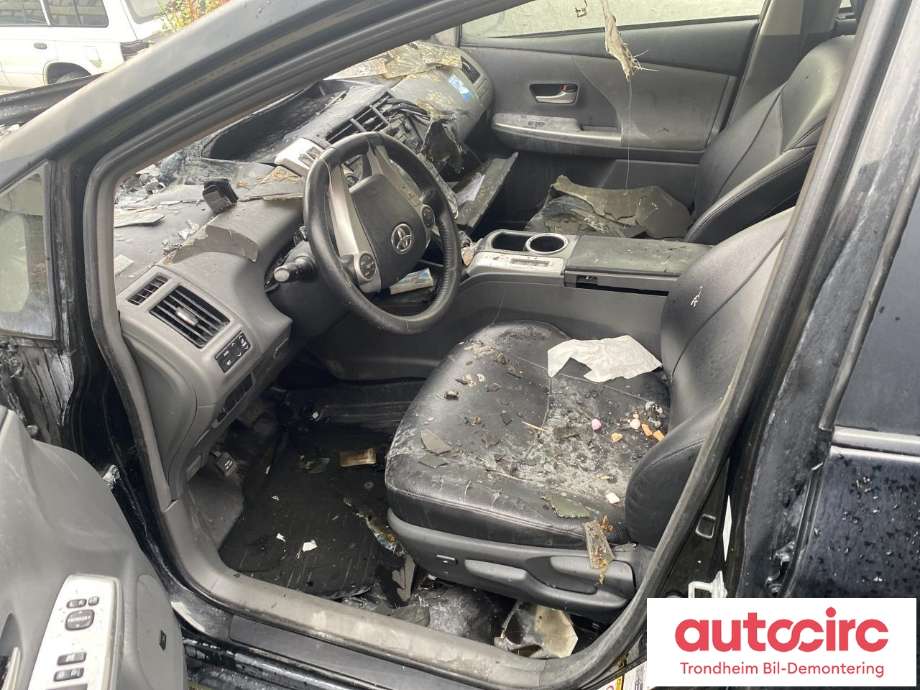 Toyota Prius +7 2012-2020 (Type III) (stasjonsvogn) (stasjonsvogn), Motorkode: 2ZR-FXE, Girkassekode: