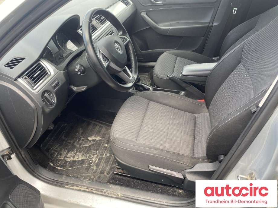 Škoda Rapid 2012-2019 , Motorkode: CBZA, Girkassekode: LGQ