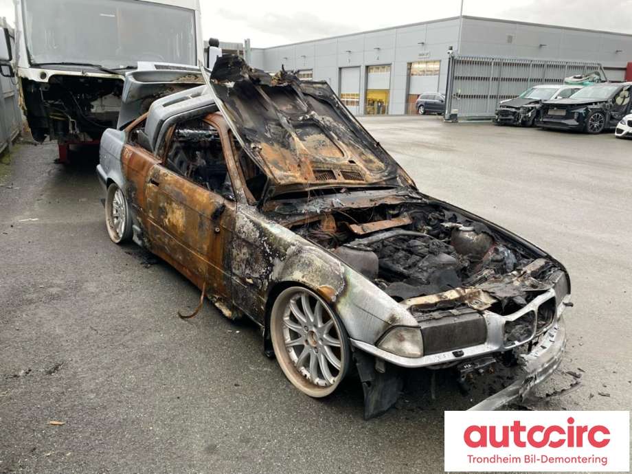 BMW 3-Serie 1991-2000 (E36) (E36), Motorkode: M50-B25, Girkassekode: 23001434410