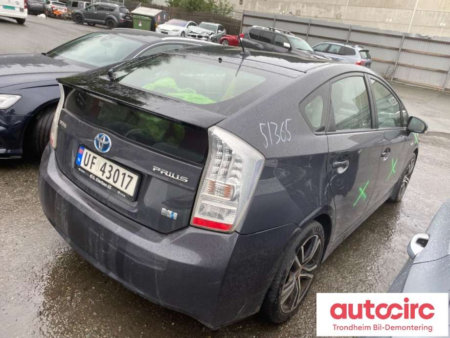 Toyota Prius 2009-2016 (Type III) (COMBI) (COMBI), Motorkode: 2ZR-FXE, Girkassekode: 3090047060