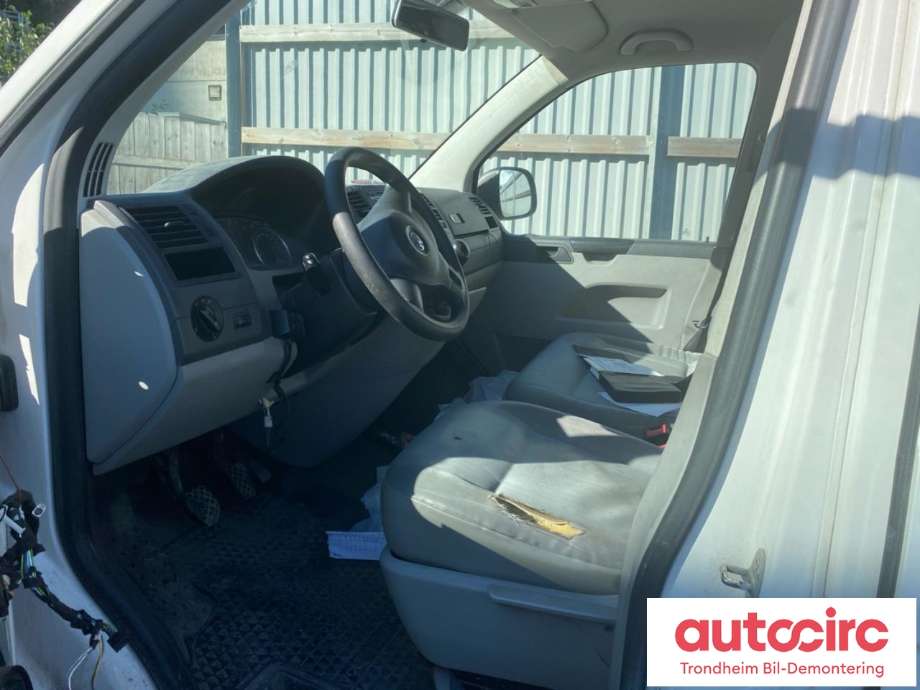 VW Transporter / Caravelle 2009-2015 (Fase 2) (T5) (T5), Motorkode: CAAD, Girkassekode: 