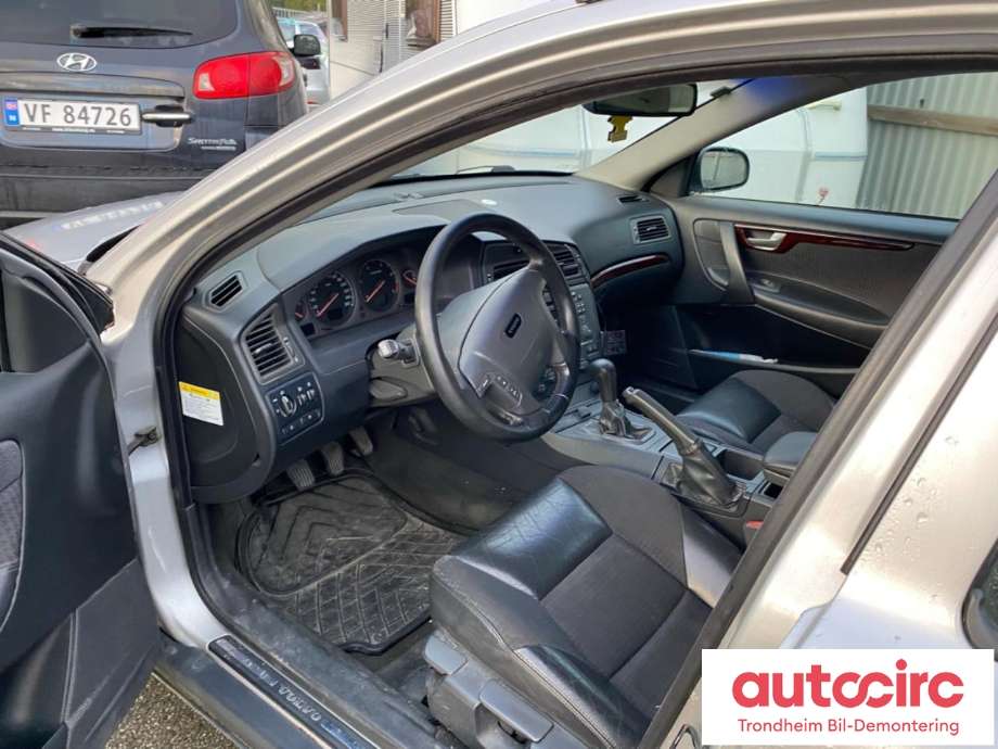 Volvo V70 2000-2004 (Type II, Fase 1) , Motorkode: D5252T, Girkassekode: M56