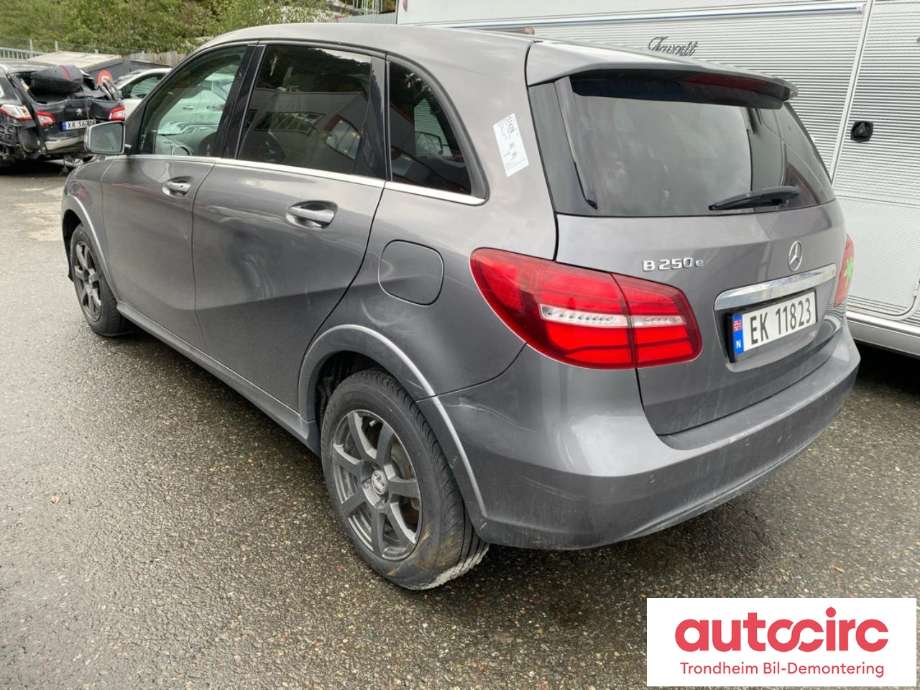 Mercedes B-Klasse, electric drive 2014-2018 (W242) (W242), Motorkode: EM0004, Girkassekode: 