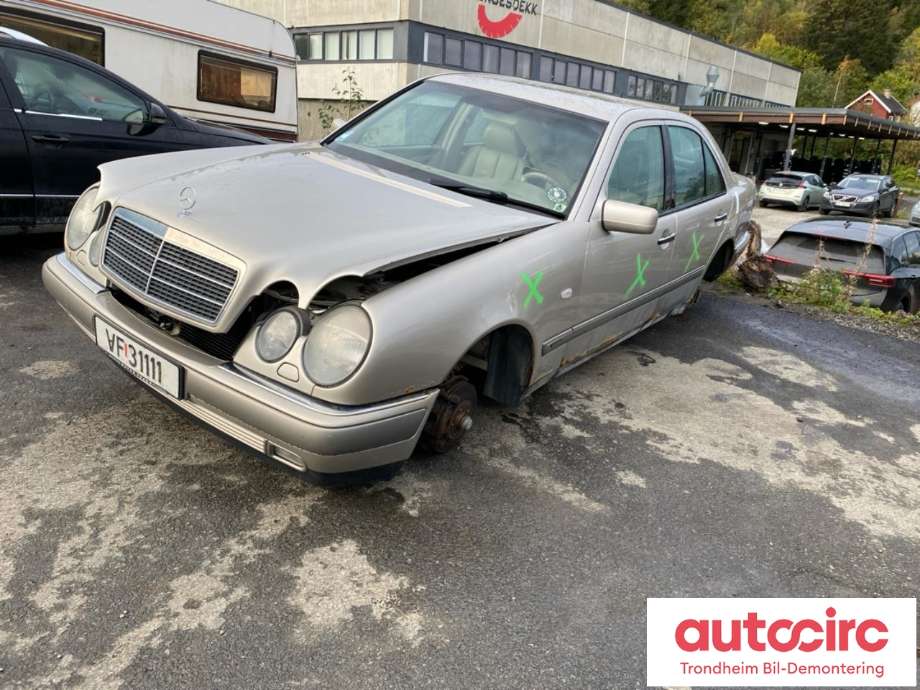 Mercedes E-Klasse 1995-2000 (Fase 1) (W210) (W210), Motorkode: 611 961, Girkassekode: 722.614