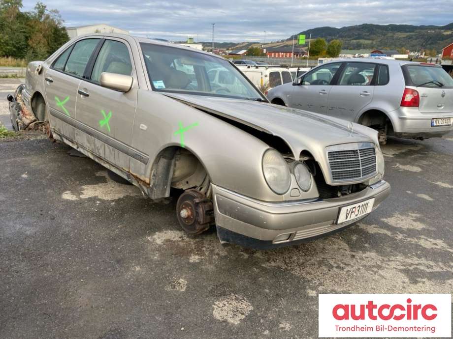 Mercedes E-Klasse 1995-2000 (Fase 1) (W210) (W210), Motorkode: 611 961, Girkassekode: 722.614