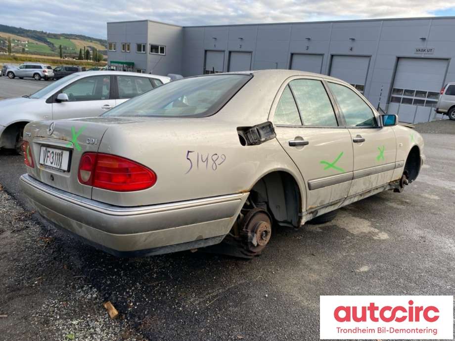 Mercedes E-Klasse 1995-2000 (Fase 1) (W210) (W210), Motorkode: 611 961, Girkassekode: 722.614