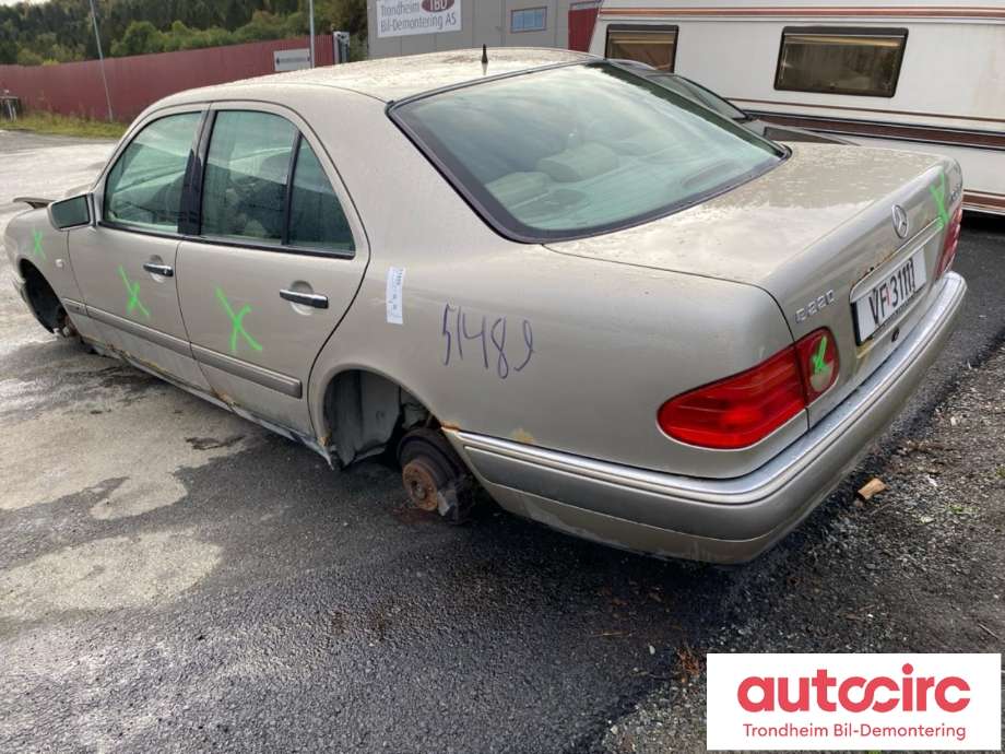 Mercedes E-Klasse 1995-2000 (Fase 1) (W210) (W210), Motorkode: 611 961, Girkassekode: 722.614