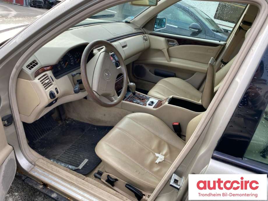 Mercedes E-Klasse 1995-2000 (Fase 1) (W210) (W210), Motorkode: 611 961, Girkassekode: 722.614