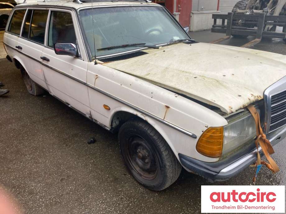 Mercedes 123 1976-1986 (W123) (W123), Motorkode: M102.980, Girkassekode: 