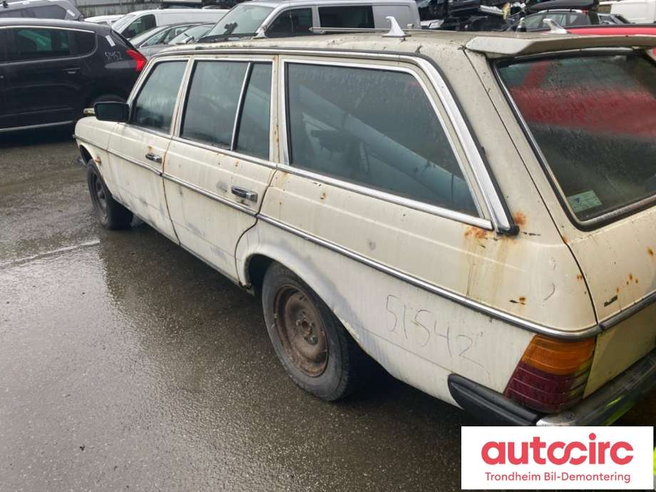Mercedes 123 1976-1986 (W123) (W123), Motorkode: M102.980, Girkassekode: 