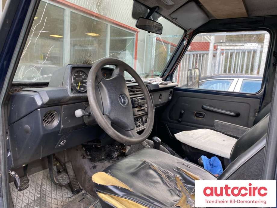 Mercedes G-Wagen 1990-->> (W463) (W463), Motorkode: OM602.942, Girkassekode: 717.445