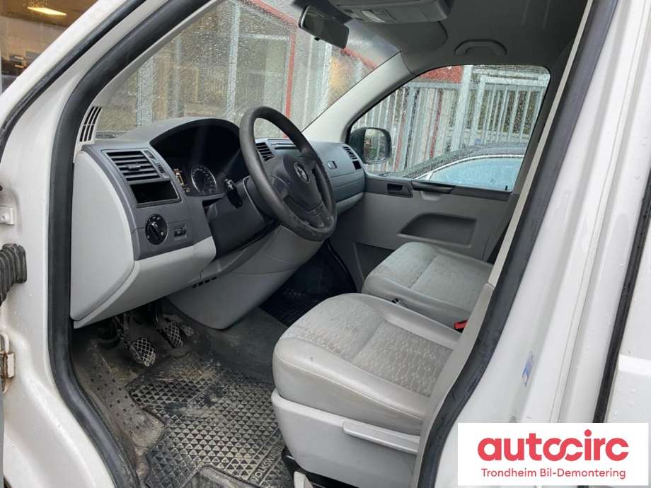VW Transporter / Caravelle 2009-2015 (Fase 2) (T5) (T5), Motorkode: CAAC, Girkassekode: PAW