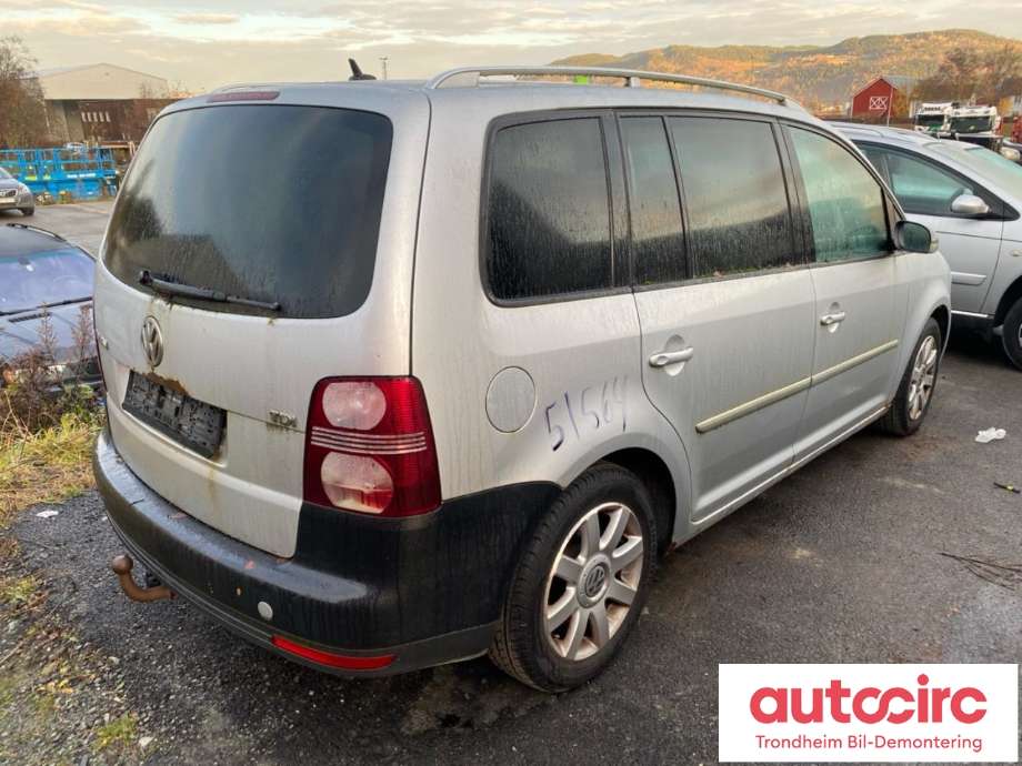 VW Touran 2007-2010 (Type I, Fase 2) , Motorkode: BLS, Girkassekode: KXD