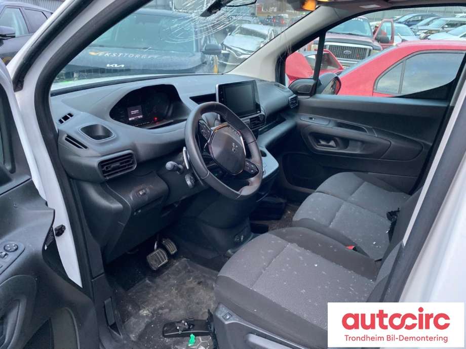 Peugeot Partner 2019-->> (Type III) , Motorkode: YHZ, Girkassekode: ATN8