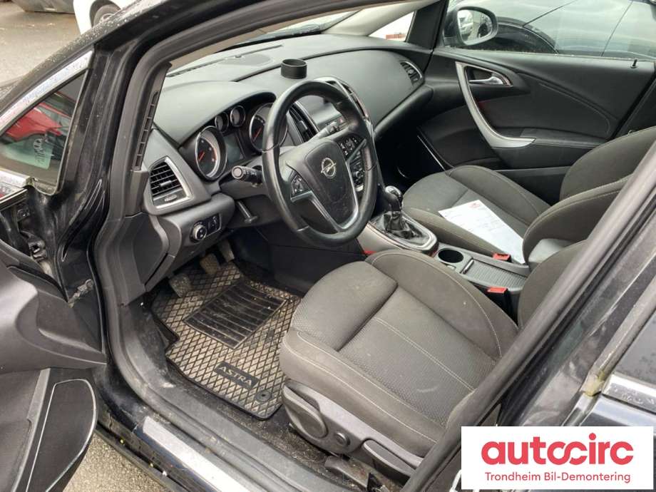 Opel Astra J 2010-2015 , Motorkode: LPV A17DTJ, Girkassekode: MZ4