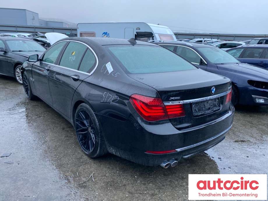 BMW 7-Serie 2009-2015 (F01/F02/F03/F04) (F01/F02/F03/F04), Motorkode: N57-D30A, Girkassekode: GA8HP70Z