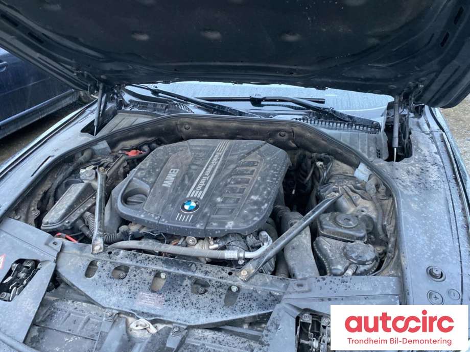 BMW 7-Serie 2009-2015 (F01/F02/F03/F04) (F01/F02/F03/F04), Motorkode: N57-D30A, Girkassekode: GA8HP70Z