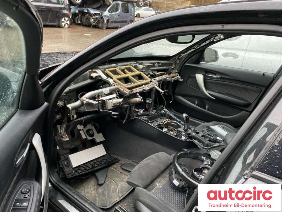BMW 1-Serie 2011-2015 (Fase 1) (F20/F21) (F20/F21), Motorkode: B38-B15A, Girkassekode: GA8HP50Z