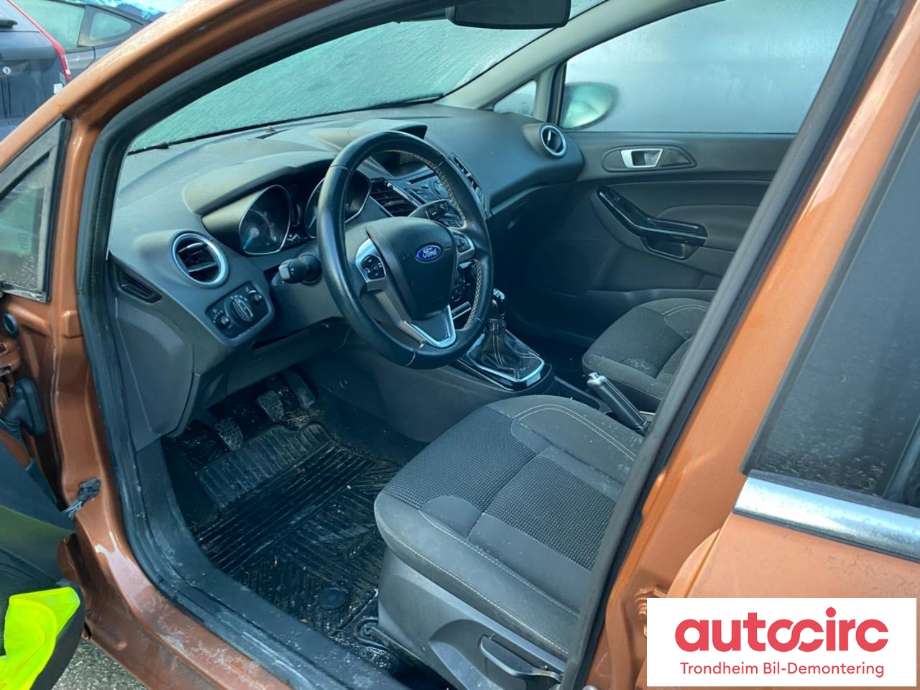 Ford Fiesta 2013-2017 (Type VI, Fase 2) , Motorkode: SFJC, Girkassekode: 2067977