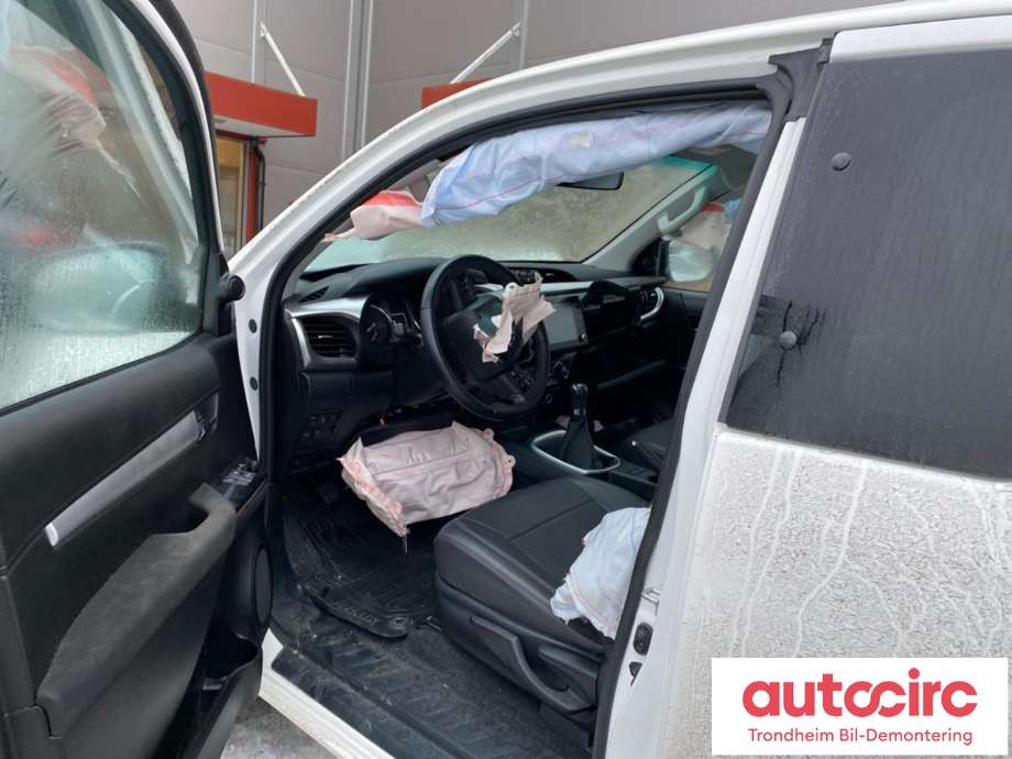 Toyota Hilux 2020-->> , Motorkode: 2GD, Girkassekode: 330300KD81