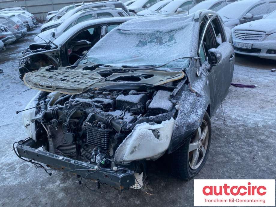 Toyota Avensis 2009-2015 (Type III, Fase 1) , Motorkode: 2AD-FHV, Girkassekode: 