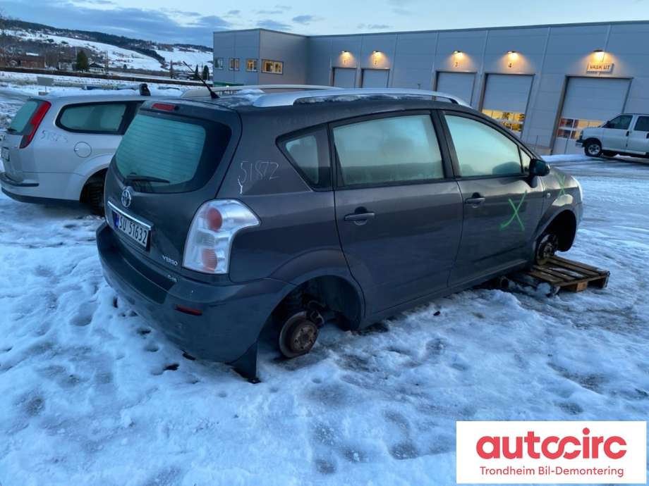 Toyota Verso 2004-2009 (Type II) , Motorkode: 2AD-FTV, Girkassekode: 3030064030