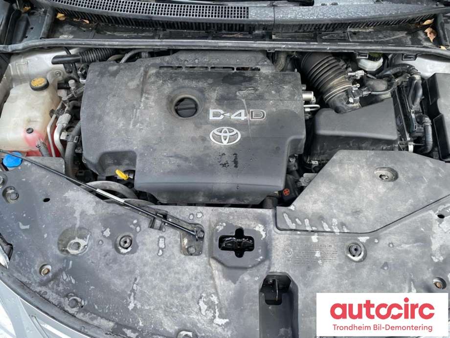 Toyota Avensis 2009-2015 (Type III, Fase 1) , Motorkode: 1AD-FTV, Girkassekode: 3030020A90
