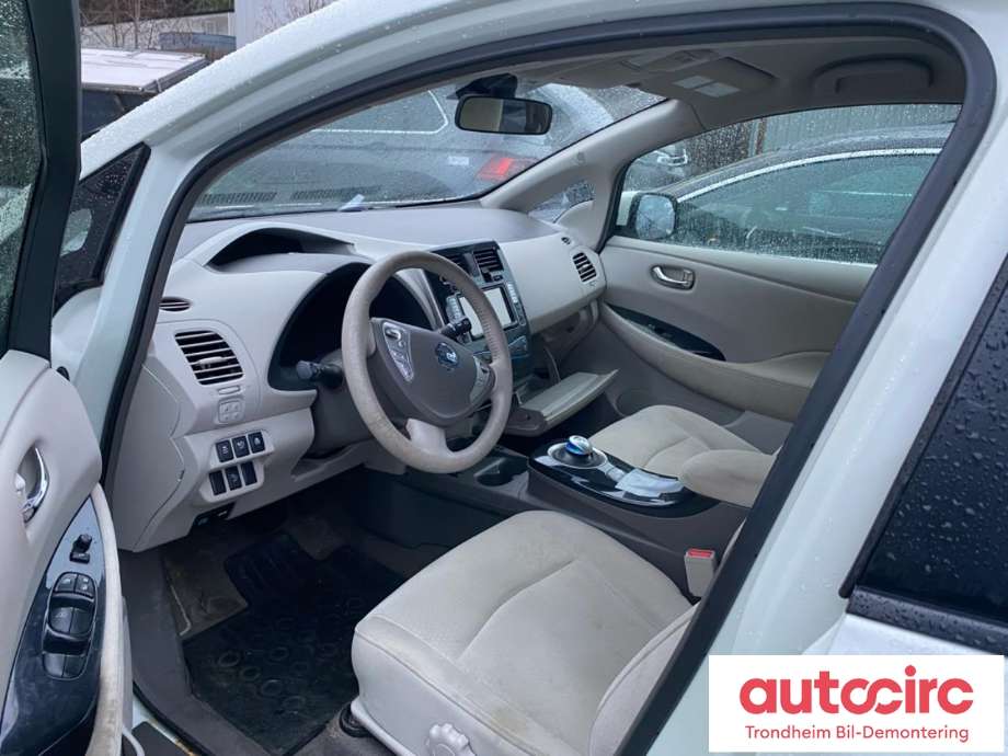Nissan Leaf 2011-2017 (Type I) , Motorkode: EM61, Girkassekode: 