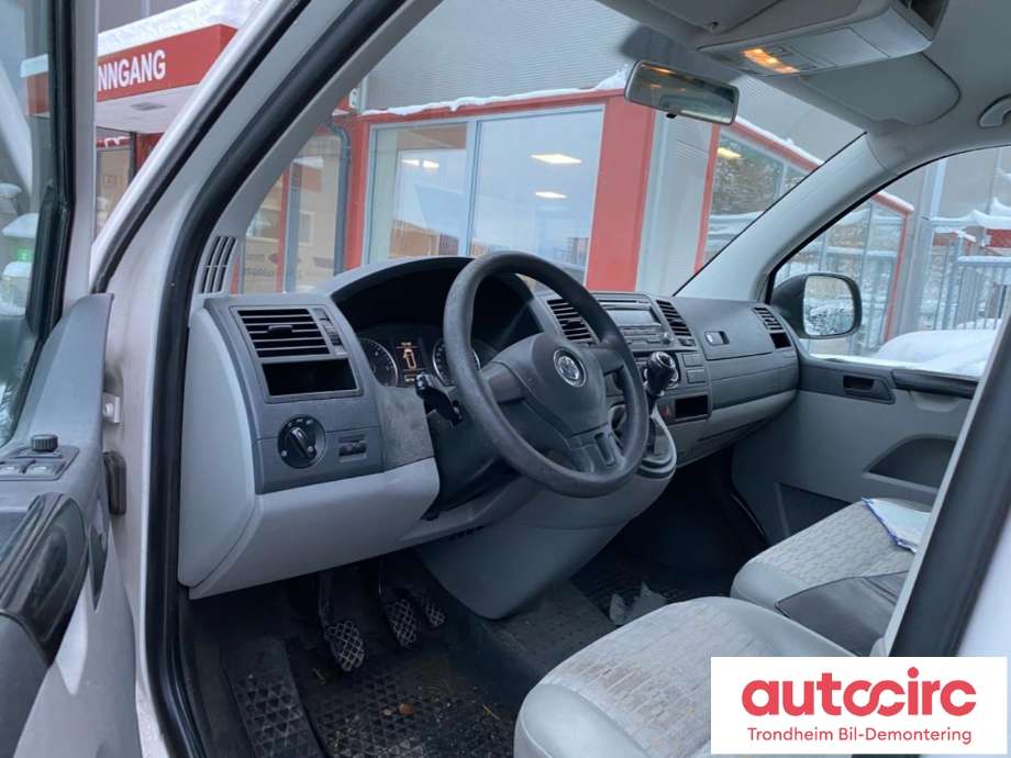 VW Transporter / Caravelle 2009-2015 (Fase 2) (T5) (T5), Motorkode: CAAC, Girkassekode: PAW