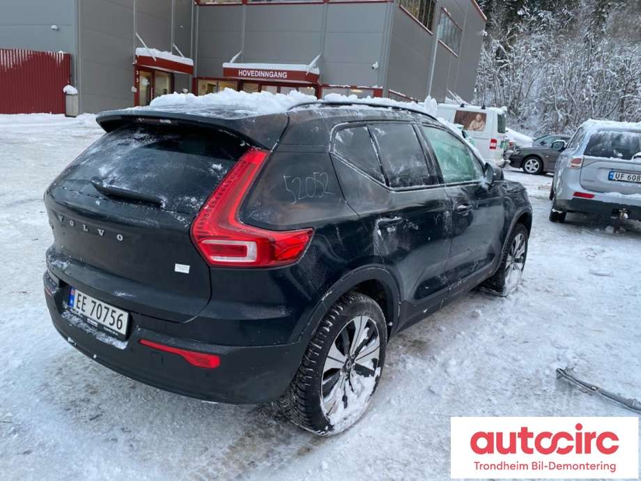 Volvo XC40 2018-2024 , Motorkode: E400V6, Girkassekode: 