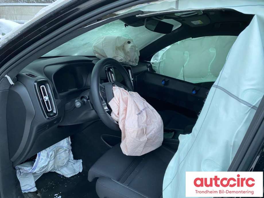 Volvo XC40 2018-2024 , Motorkode: E400V6, Girkassekode: 