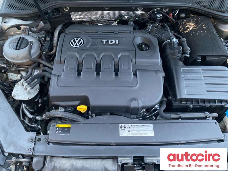 VW Passat 2015-2019 (Fase 1) (B8) (B8), Motorkode: CRLB, Girkassekode: PZN
