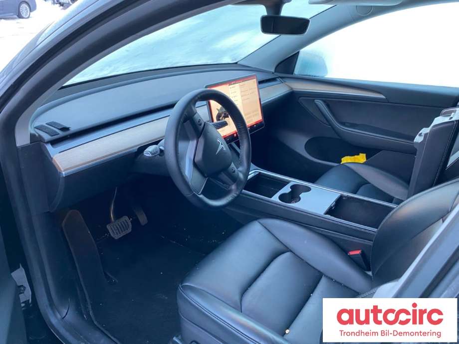 Tesla Model Y 2021-2024 (Type I) , Motorkode: 3DU, Girkassekode: 