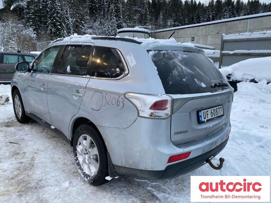Mitsubishi Outlander 2012-2015 (Type III, Fase 1) , Motorkode: 4N14, Girkassekode: 2700A330